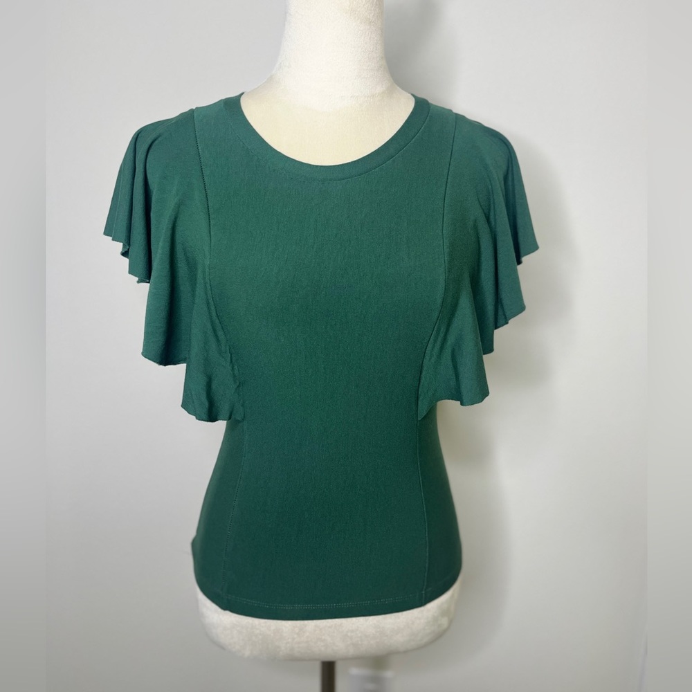 manduvi 🌟excellent condition🌟 top with ruffle sleeve detail - stretch